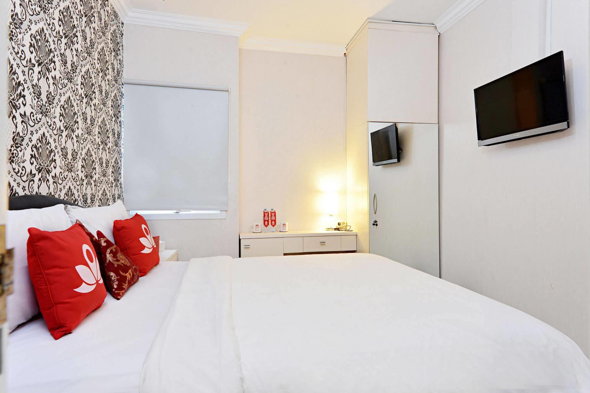 Zen Rooms Basic Tangerang Aeropolis Eksteriør bilde